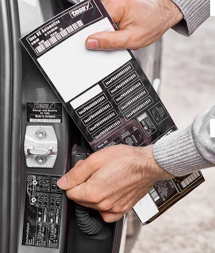  二維碼標(biāo)簽如何實(shí)現(xiàn)高速模切？| 卷對(duì)卷激光模切一體機(jī)解決方